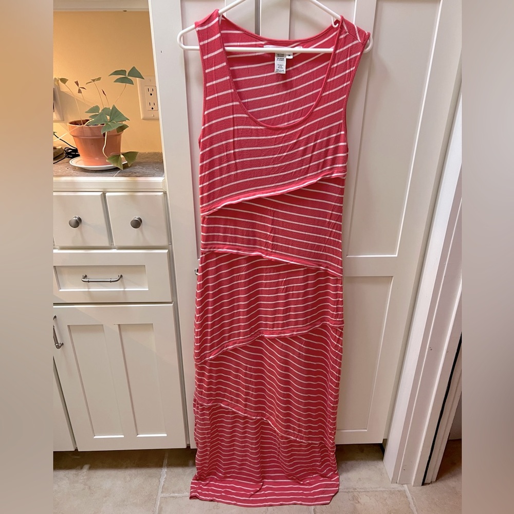 BOGO💞 Coral striped maxi dress